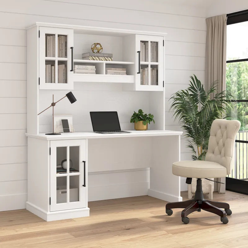 Γραφείο υπολογιστή Westbrook 60W με ραφιέρα από την Bush Furniture