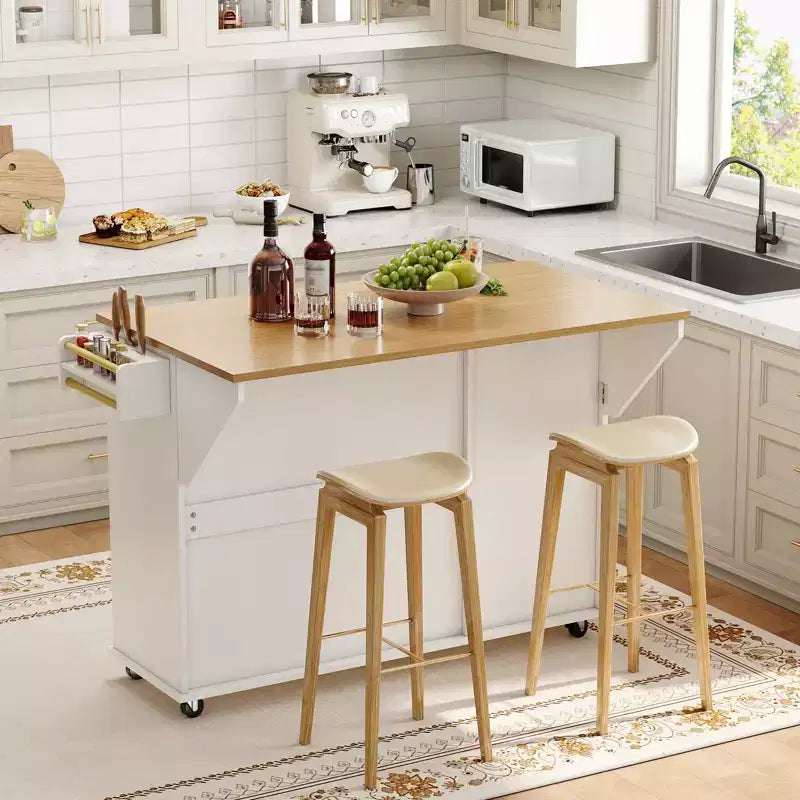 Κινητή Νησίδα Κουζίνας 55 ιντσών με Πρίζα & Πτυσσόμενο Πάγκο, Τροχήλατο Τρόλεϊ Κουζίνας με Ντουλάπι Απορριμμάτων για την Κουζίνα