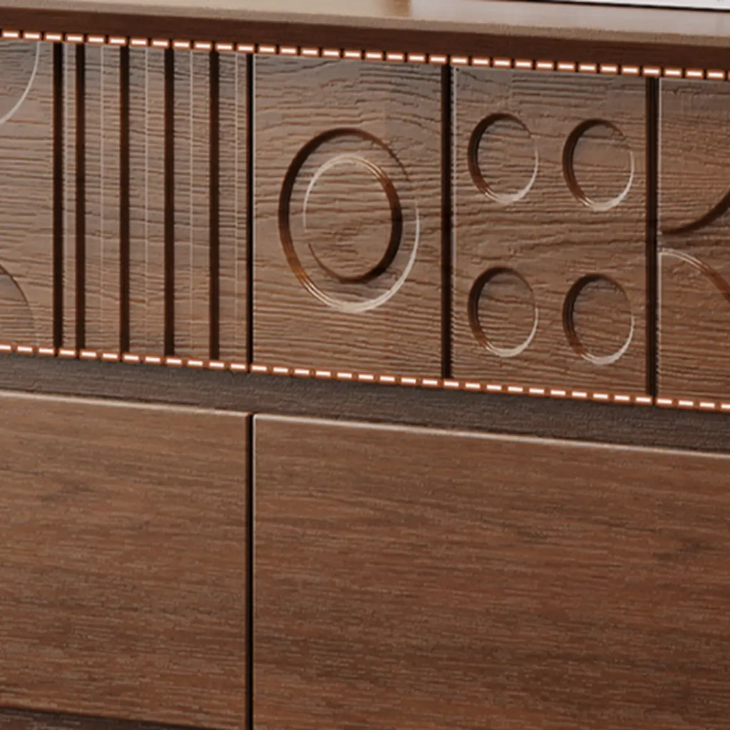 Ξύλινη συρταριέρα εμπνευσμένη από το Art Deco με γεωμετρικά σκαλίσματα