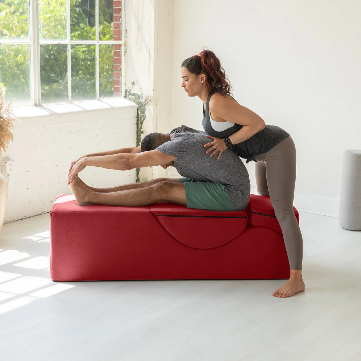 Avana Kami Μετατρέψιμη Σεζλόνγκ / Yoga & Μασάζ - Υποπόδιο 2-σε-1 με Κρυφή Αναδιπλούμενη Πολυθρόνα Yoga, Microvelvet - N/A