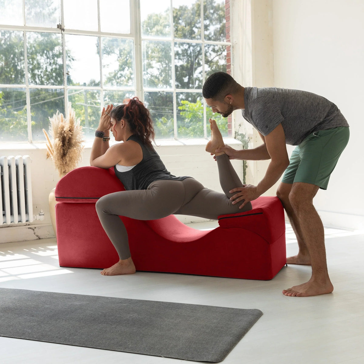 Avana Kami Μετατρέψιμη Σεζλόνγκ / Yoga & Μασάζ - Υποπόδιο 2-σε-1 με Κρυφή Αναδιπλούμενη Πολυθρόνα Yoga, Microvelvet - N/A