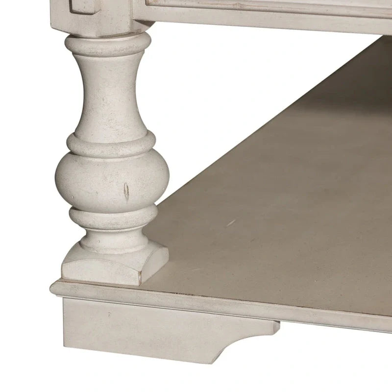 Τραπεζάκι σαλονιού Morgan Creek σε χρώμα Antique White με λεπτομέρειες σε απόχρωση Tobacco και βουρτσισμένο φινίρισμα