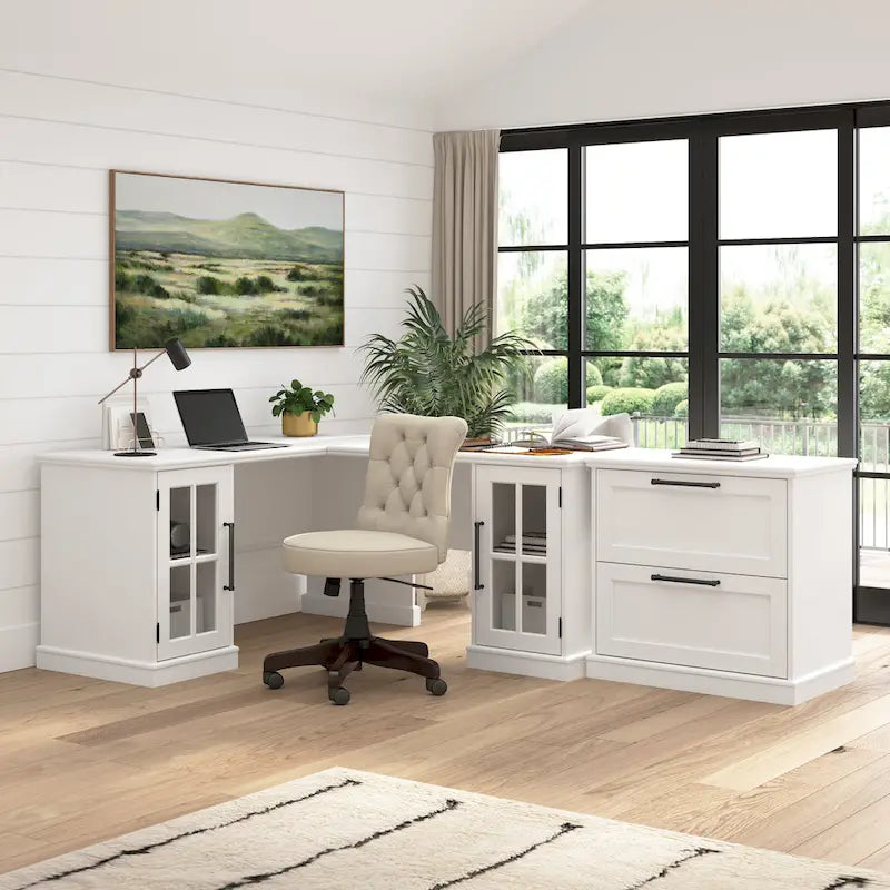 Γραφείο υπολογιστή Westbrook 60W με ραφιέρα από την Bush Furniture